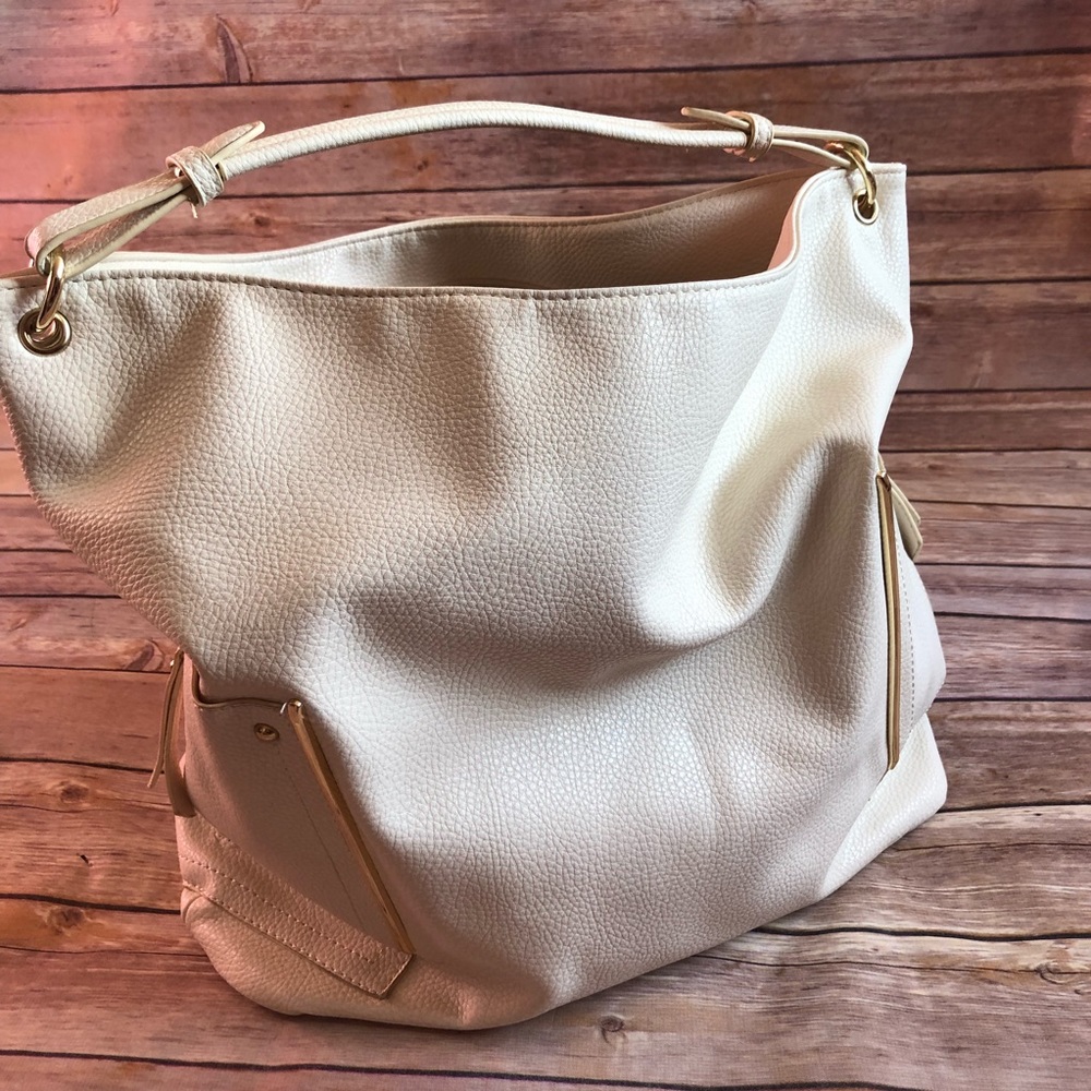 Charming Charlie Purse